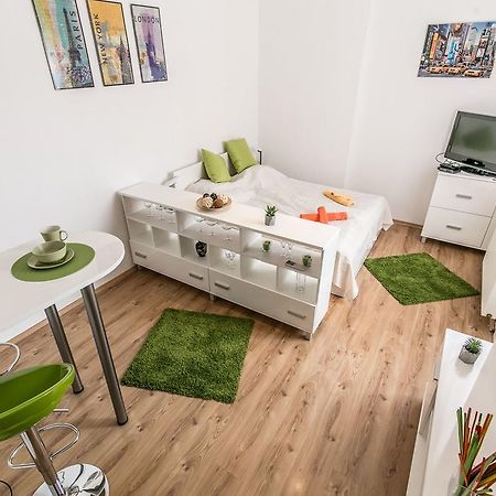 Balzac Apartment Budapeste Exterior foto