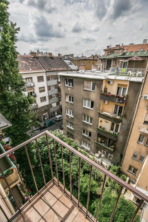 Balzac Apartment Budapeste Exterior foto