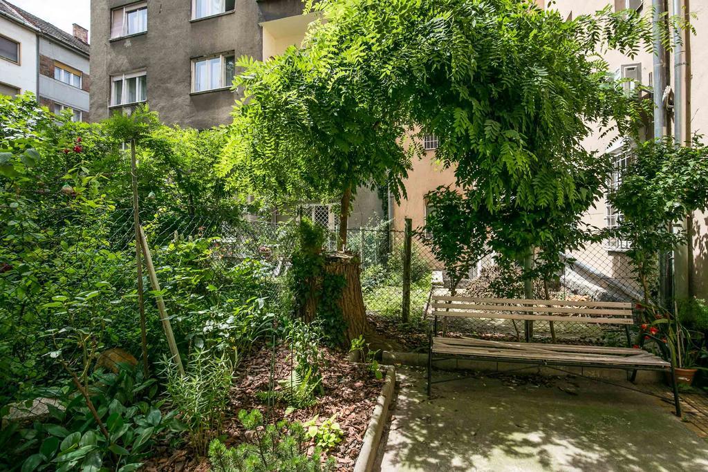 Balzac Apartment Budapeste Exterior foto